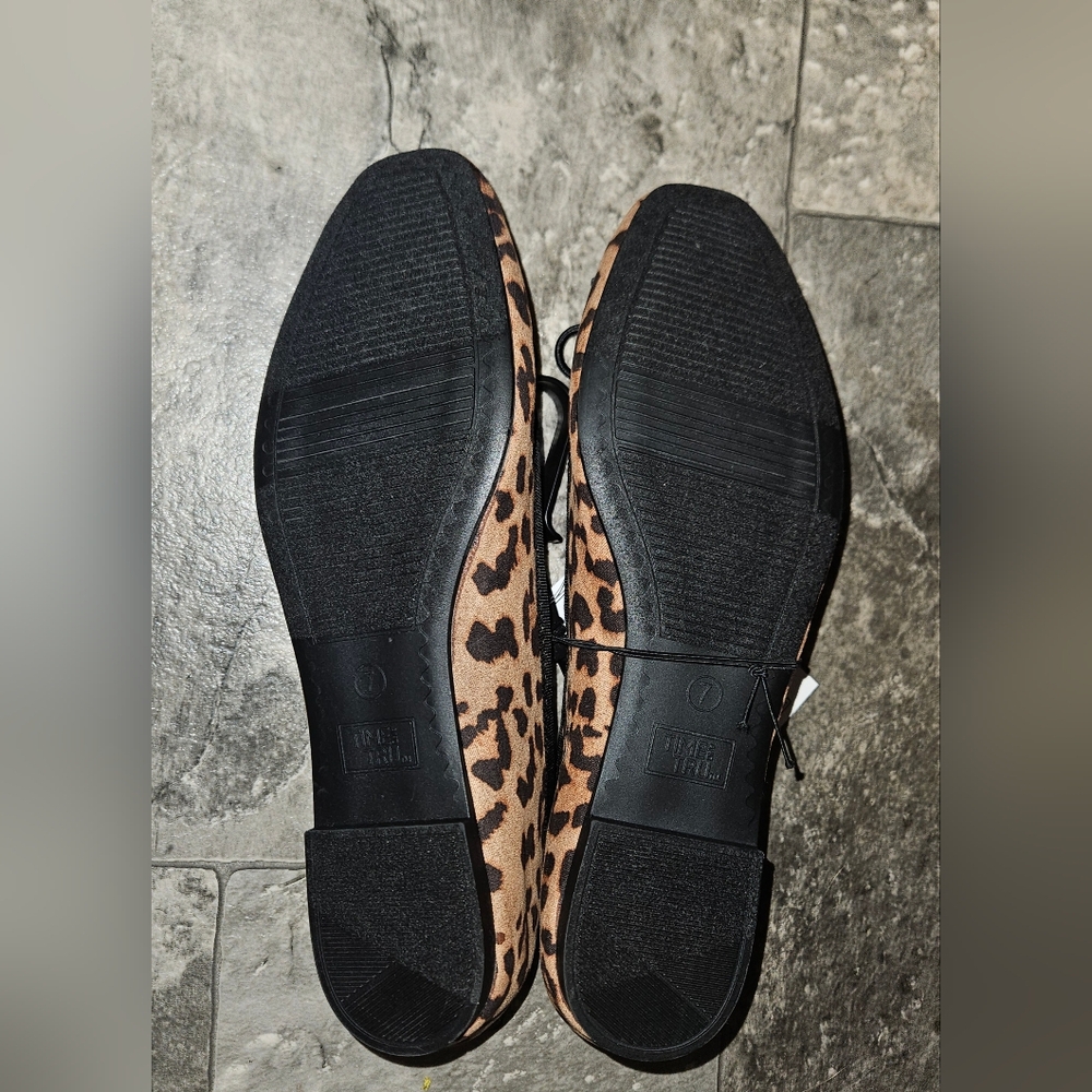 Time and Tru Women's Leopard Print String Bow Ballet Flats In Size 8.5 NWT - Picture 10 of 10